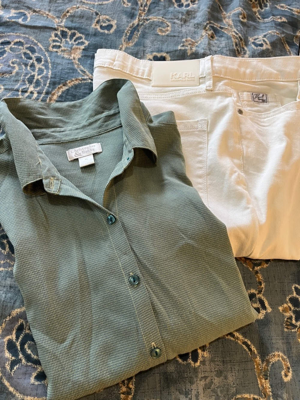 🌺 ladie’sChristopher & Banks Sage Waffle-Knit Button-Up Shirt and White Pants Se